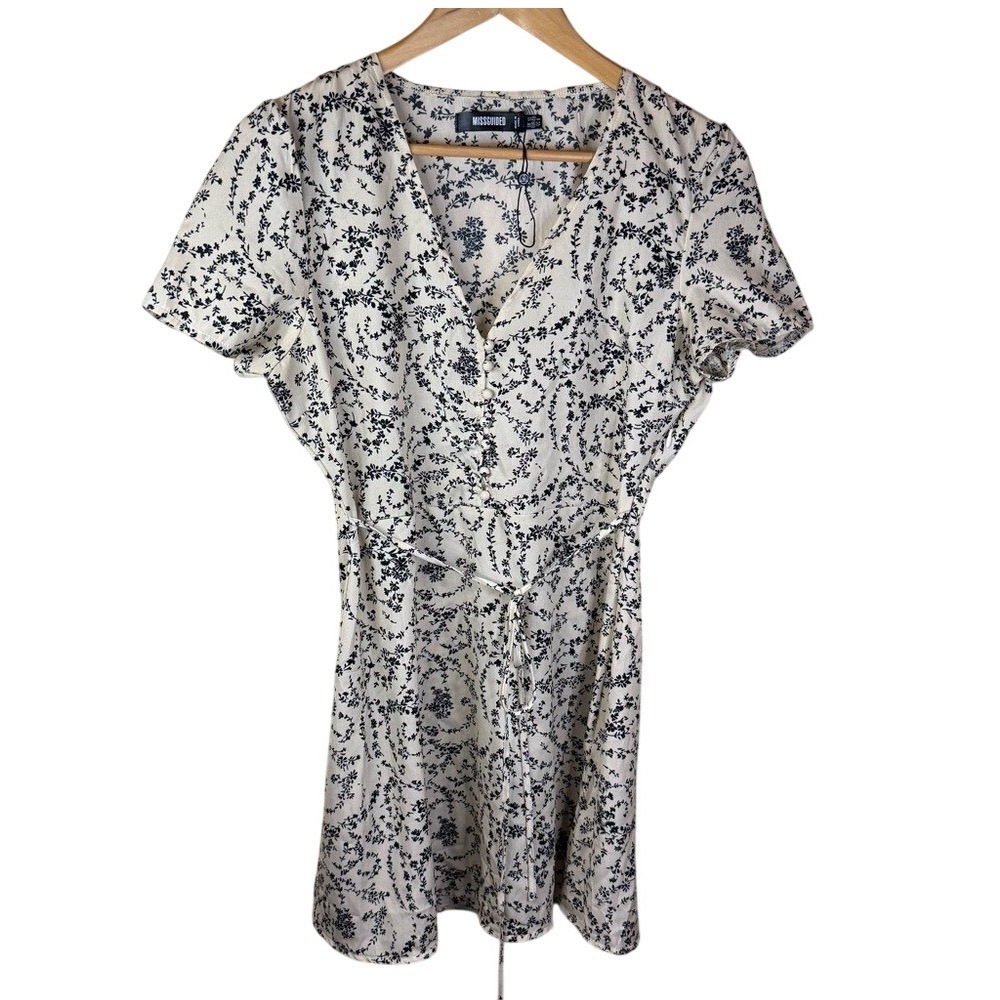 NWT Missguided Womens Mini Dress Waist Tie Button Down Office Size 8‎